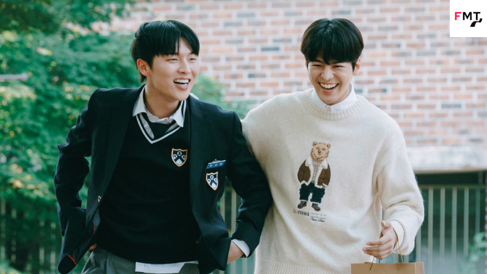 Discover the talented Twinkling Watermelon Cast, featuring dynamic characters, time travel, family secrets, and music in this heartwarming K-drama.